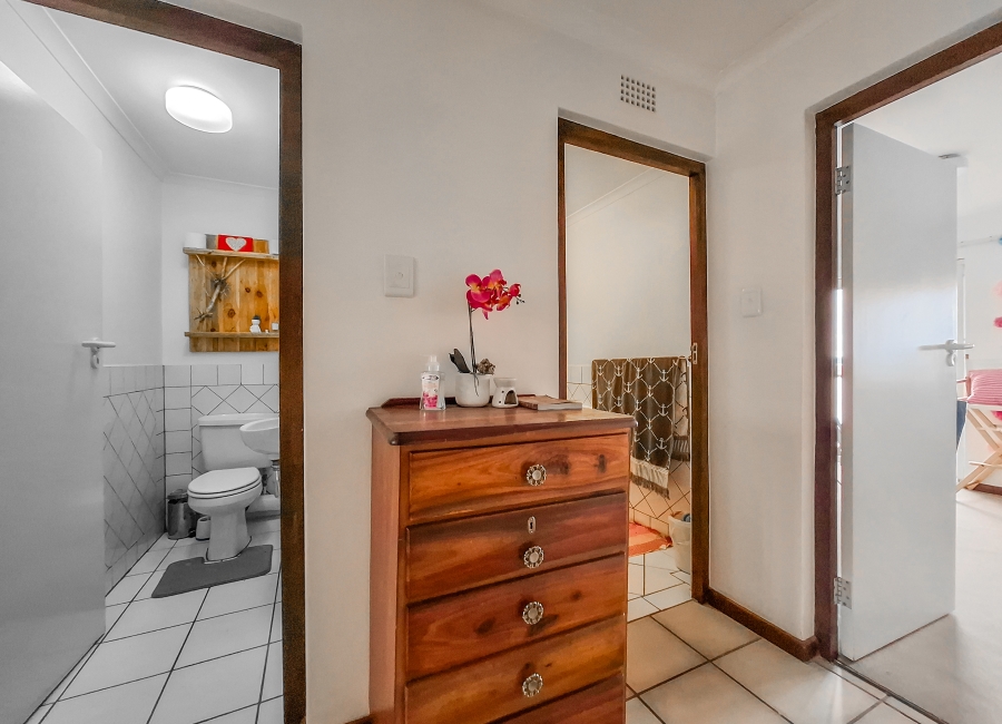 3 Bedroom Property for Sale in Costa Sarda Western Cape
